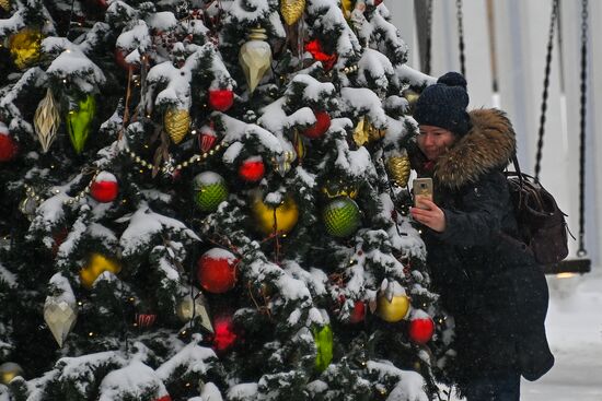 Снег в Москве