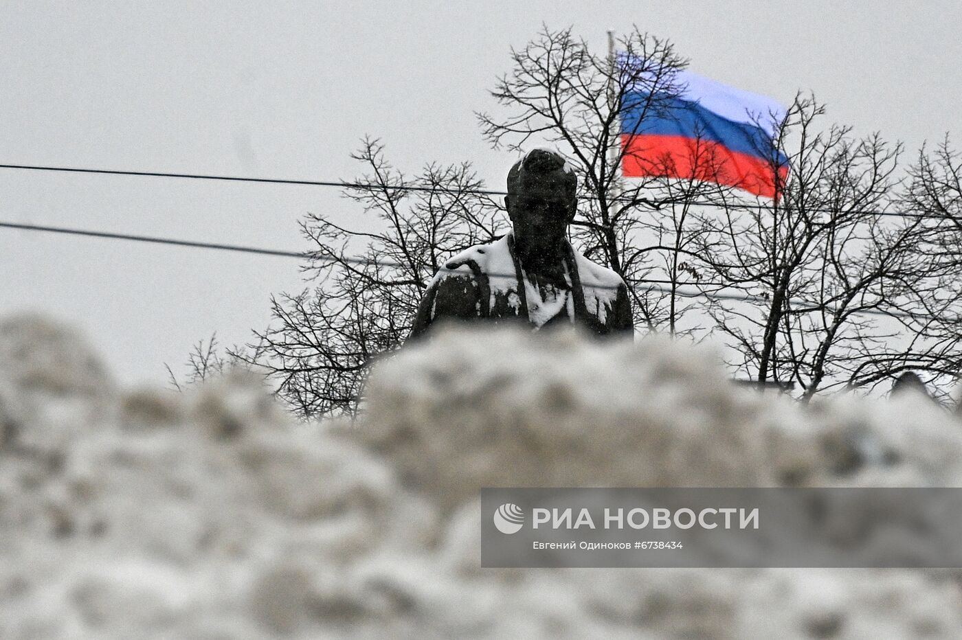 Снег в Москве