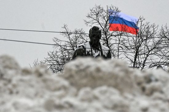 Снег в Москве