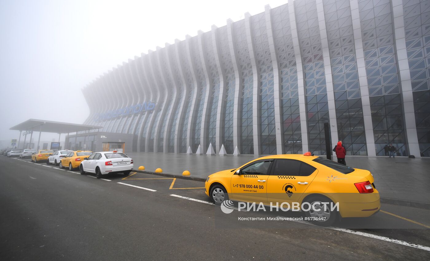 Сильный туман в районе аэропорта Симферополь