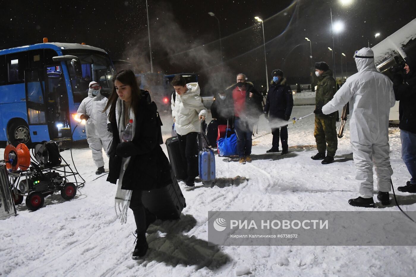 Российские военные эвакуировали граждан РФ и других стран из Казахстана