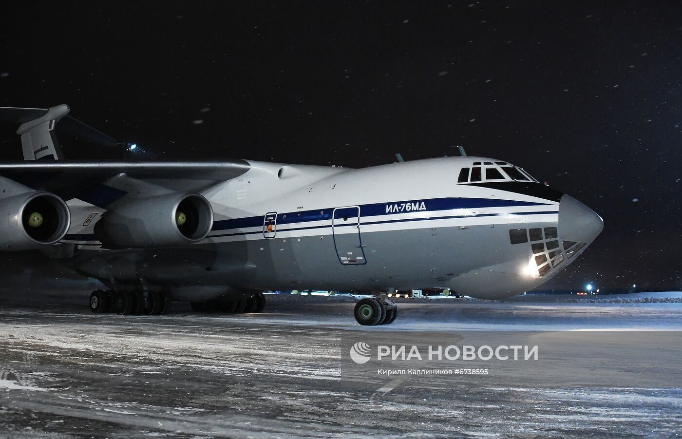 Российские военные эвакуировали граждан РФ и других стран из Казахстана