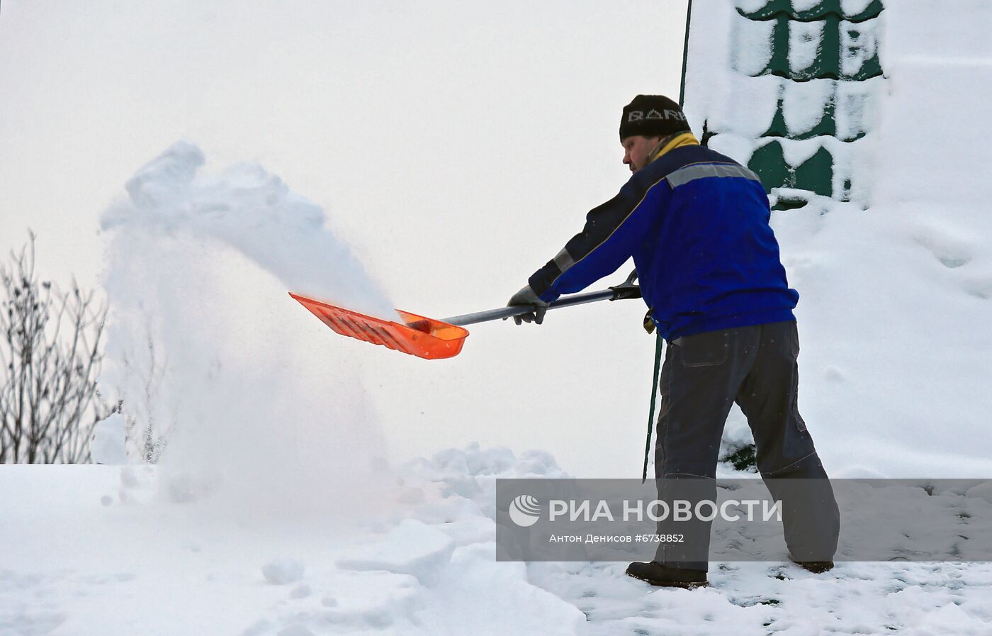 В московском регионе выросли полуметровые сугробы