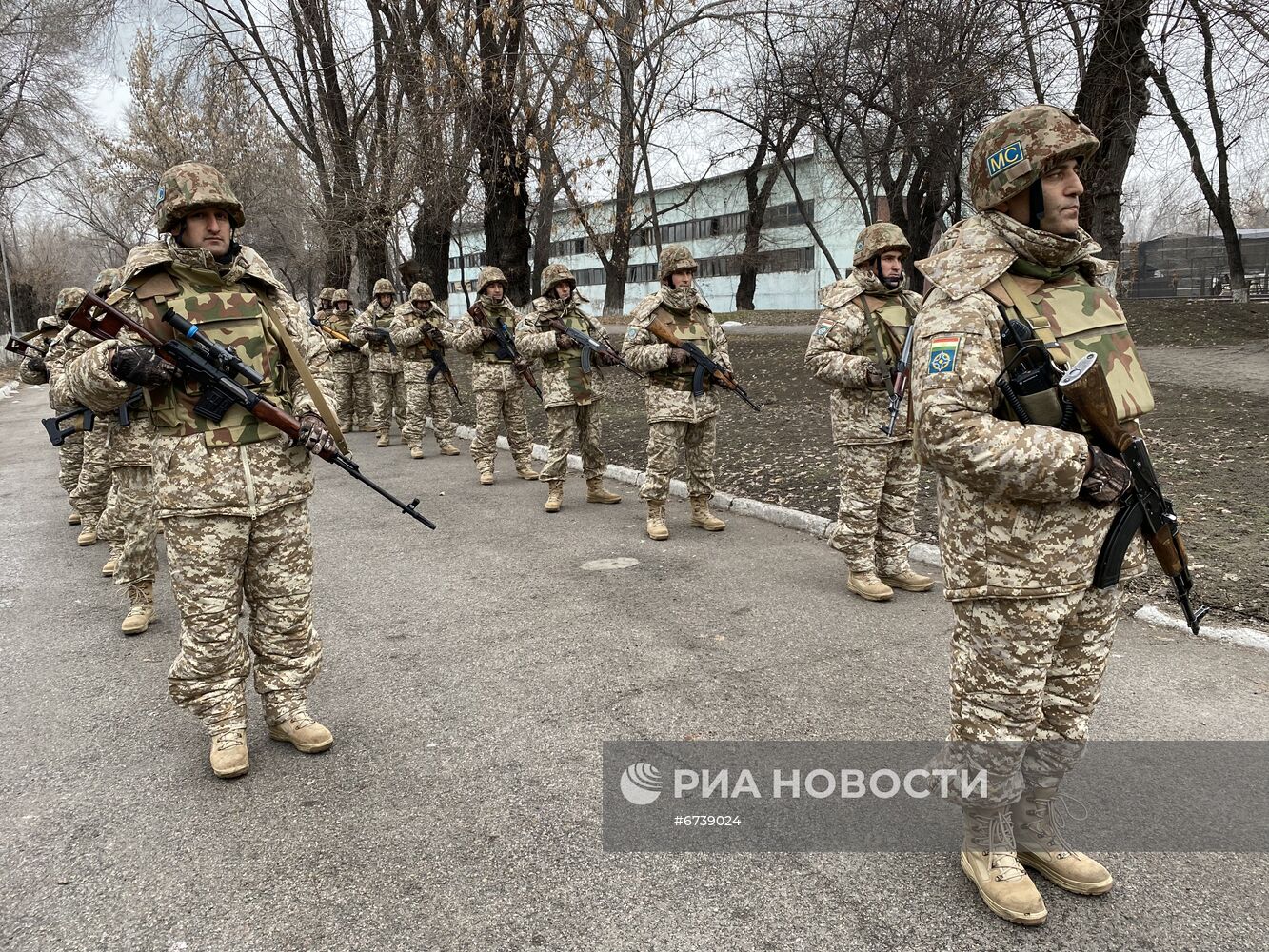 Работа миротворцев ОДКБ в Казахстане