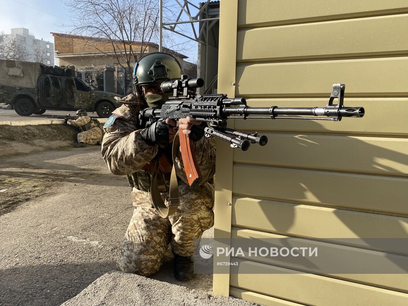 Работа миротворцев ОДКБ в Казахстане