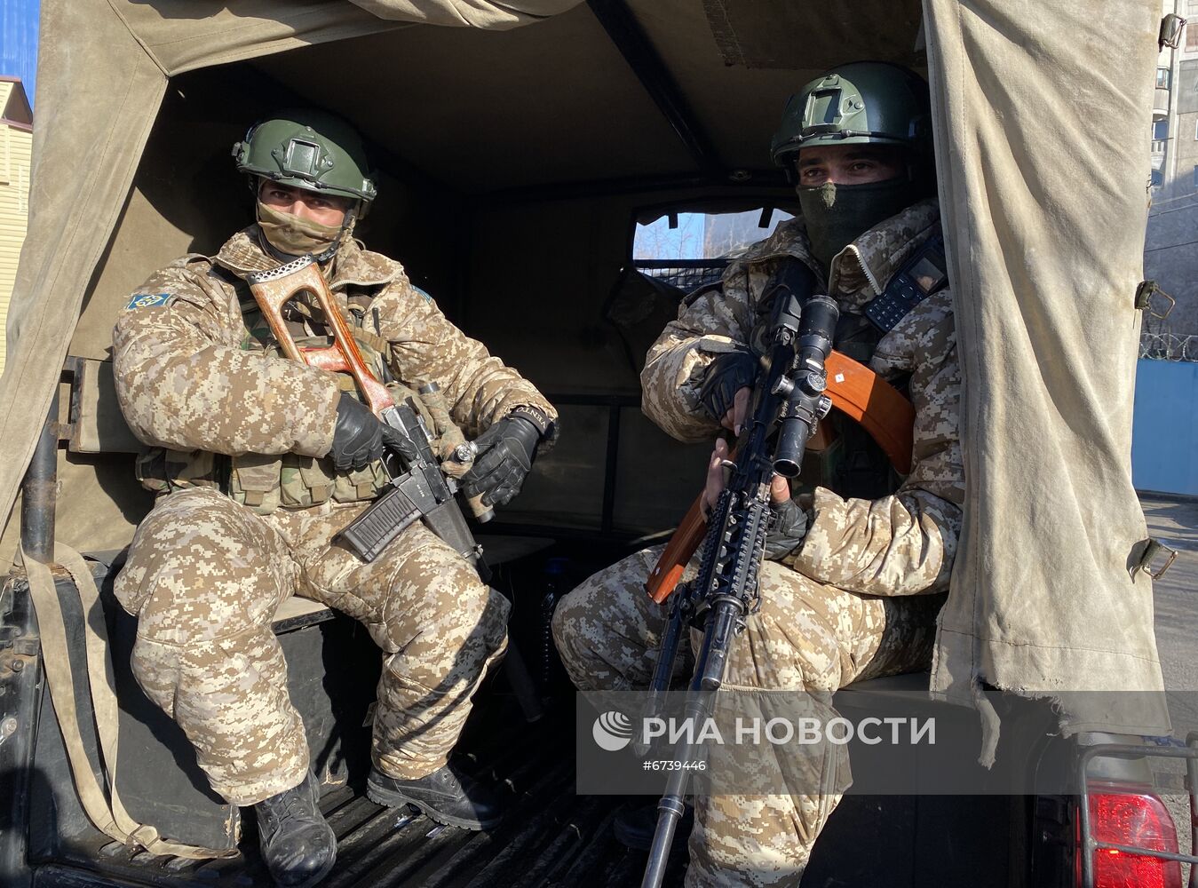 Работа миротворцев ОДКБ в Казахстане