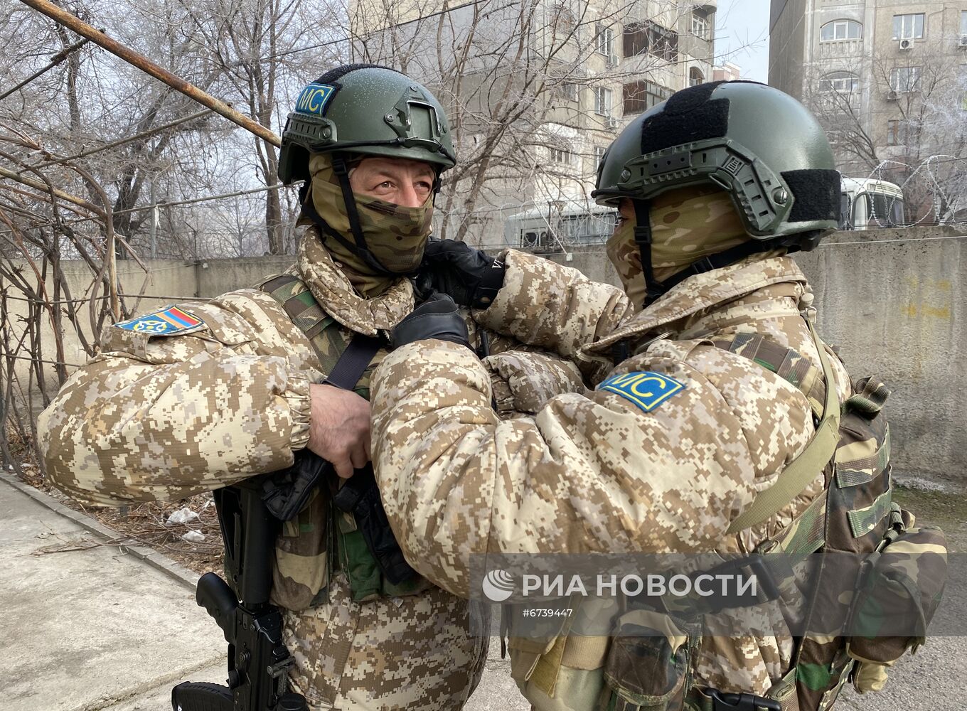 Работа миротворцев ОДКБ в Казахстане