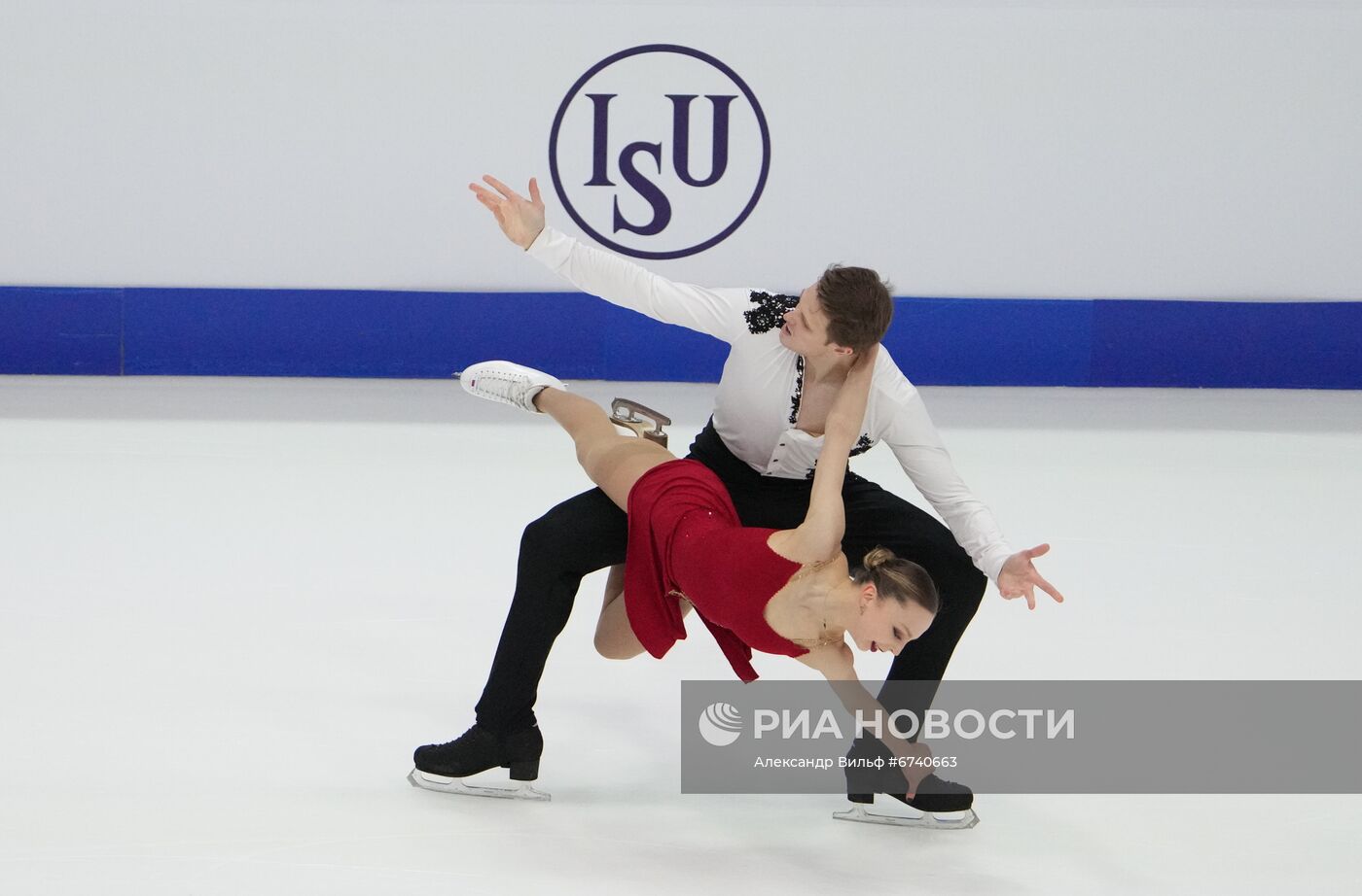 Фигурное катание. Чемпионат Европы. Пары. Произвольная программа