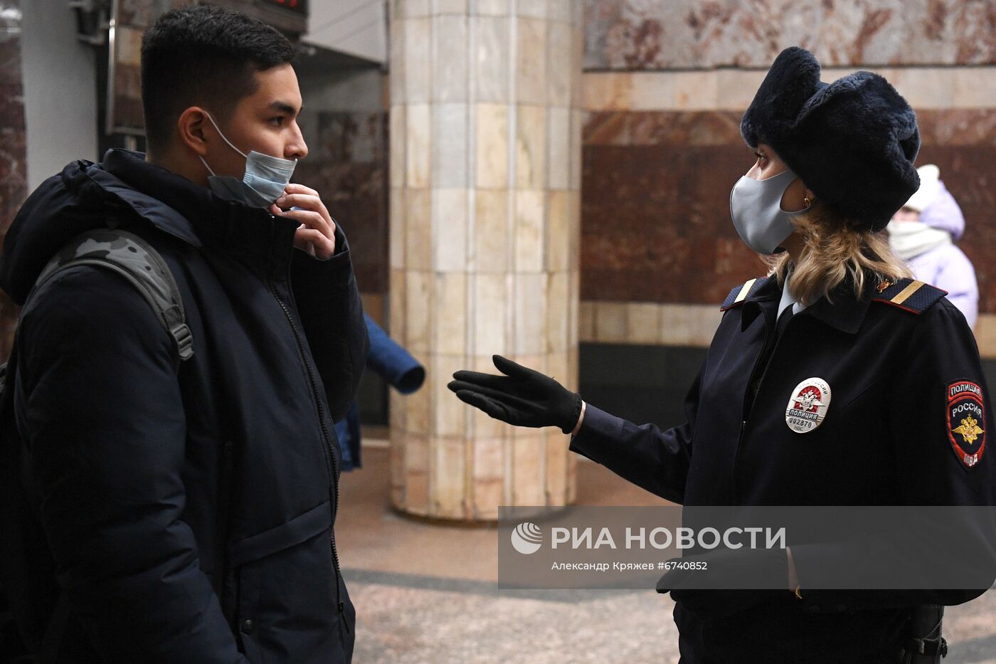 Рейд по соблюдению масочного режима в метро Новосибирска