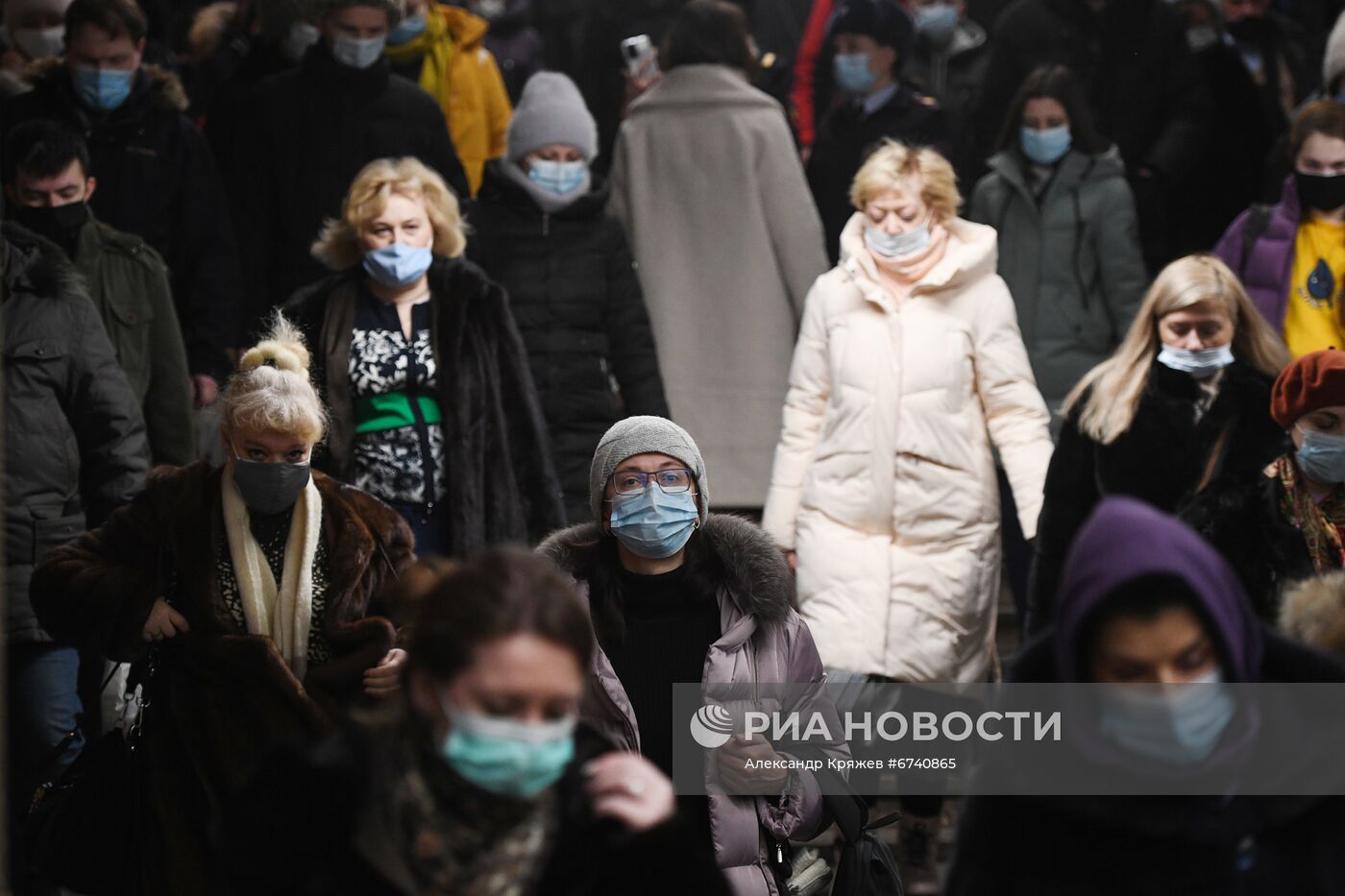 Рейд по соблюдению масочного режима в метро Новосибирска