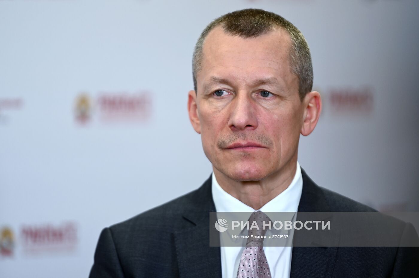 Гайдаровский форум 2022