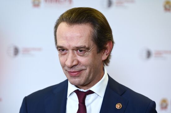 Гайдаровский форум 2022