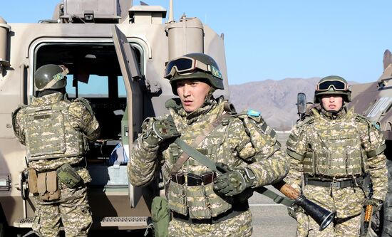 Возвращение миротворцев ОДКБ в Кыргызстан