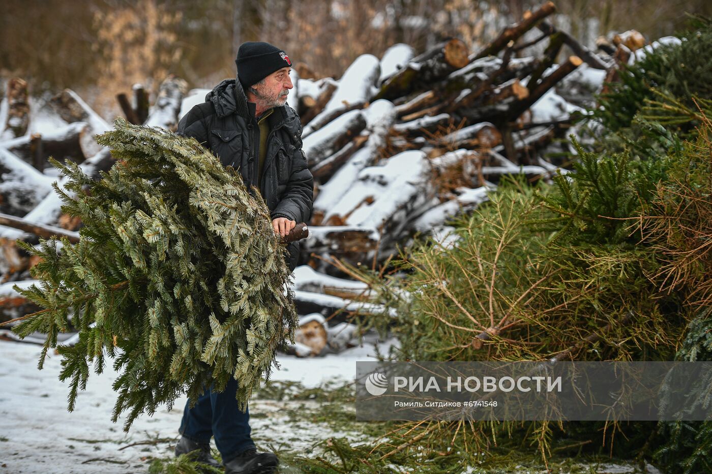 Акция "Ёлочный круговорот"