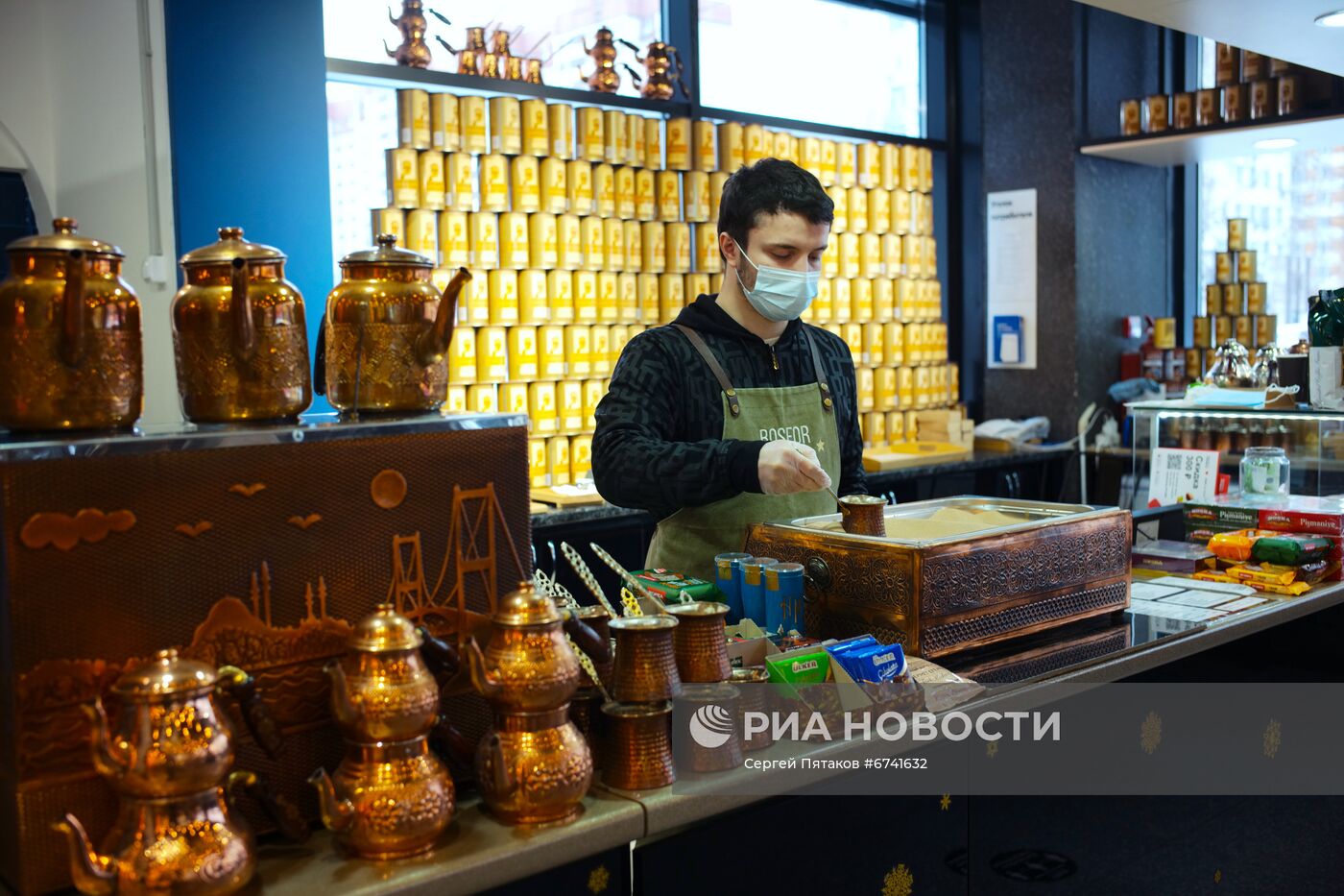 Соблюдение масочного режима в Москве