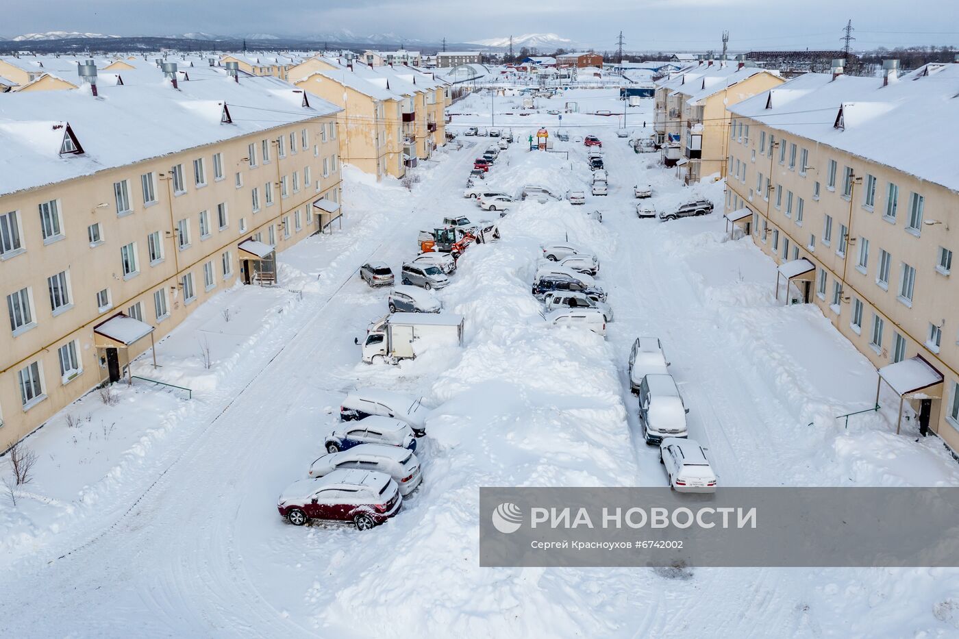 Последствия снежного циклона в Южно-Сахалинске