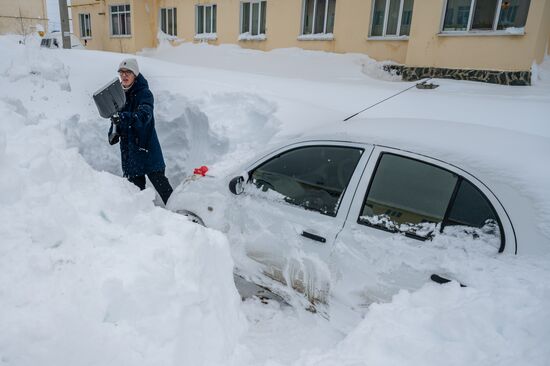 Последствия снежного циклона в Южно-Сахалинске