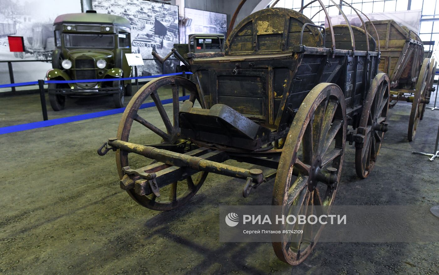 Выставка "Моторы войны"