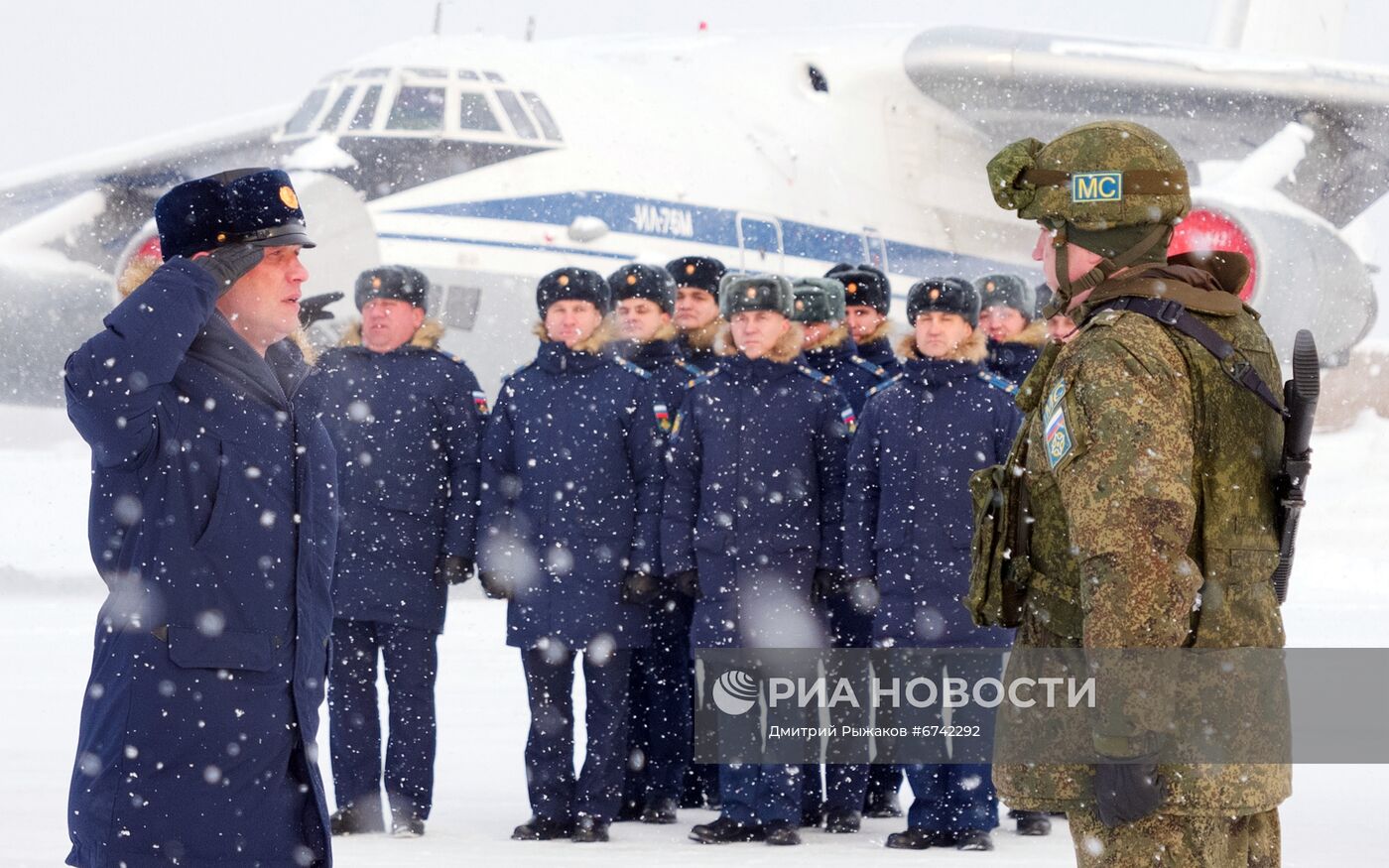 Встреча российских миротворцев ОДКБ на аэродроме Иваново-Северный