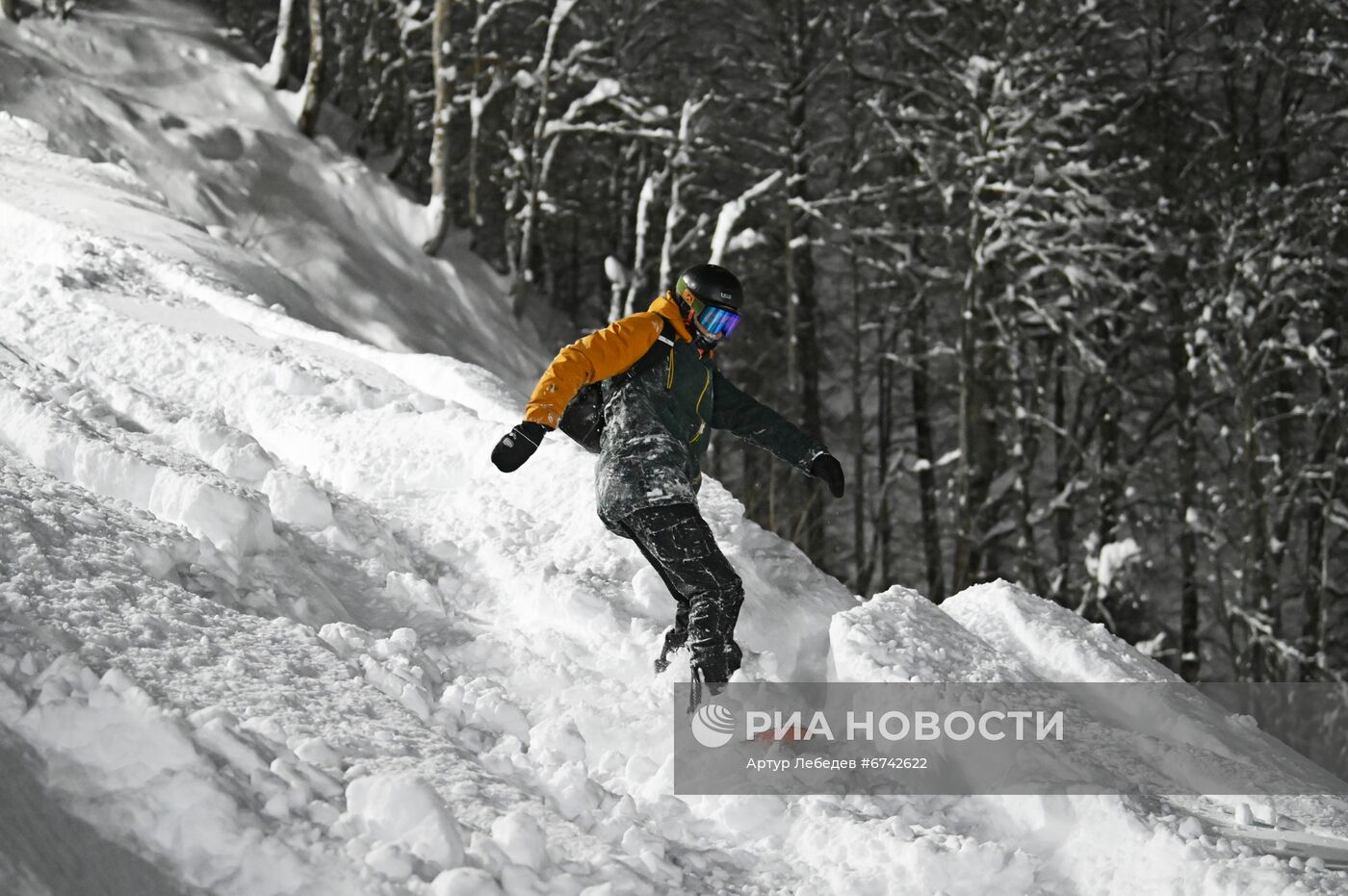 Вечерние катания на Альпике в Красной Поляне