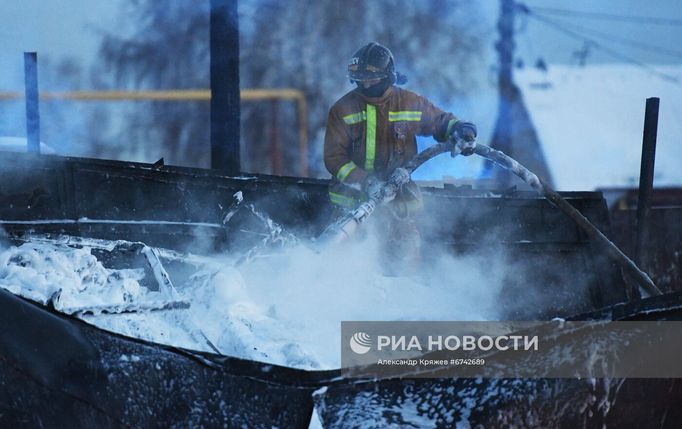 Цистерна с бензином сгорела в Новосибирске