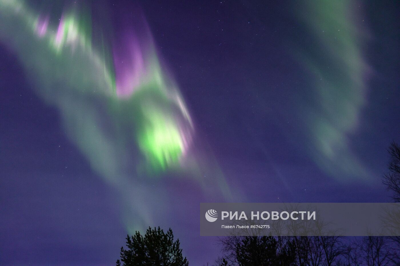 Северное сияние в Мурманской области