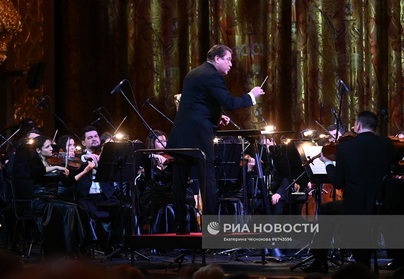 Международный музыкальный фестиваль В. Халилова открылся в Москве