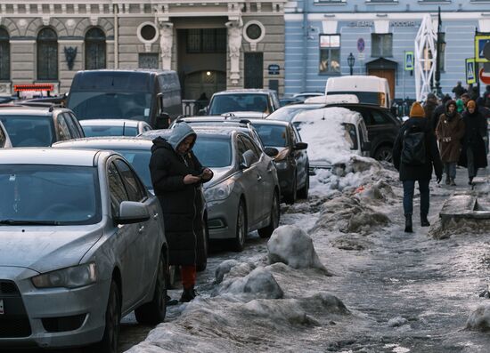 Сугробы в Санкт-Петербурге