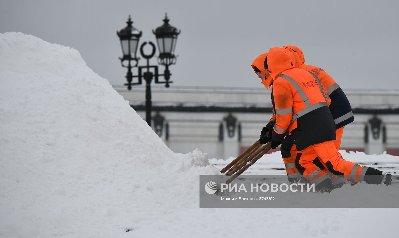 Снегопад в Москве