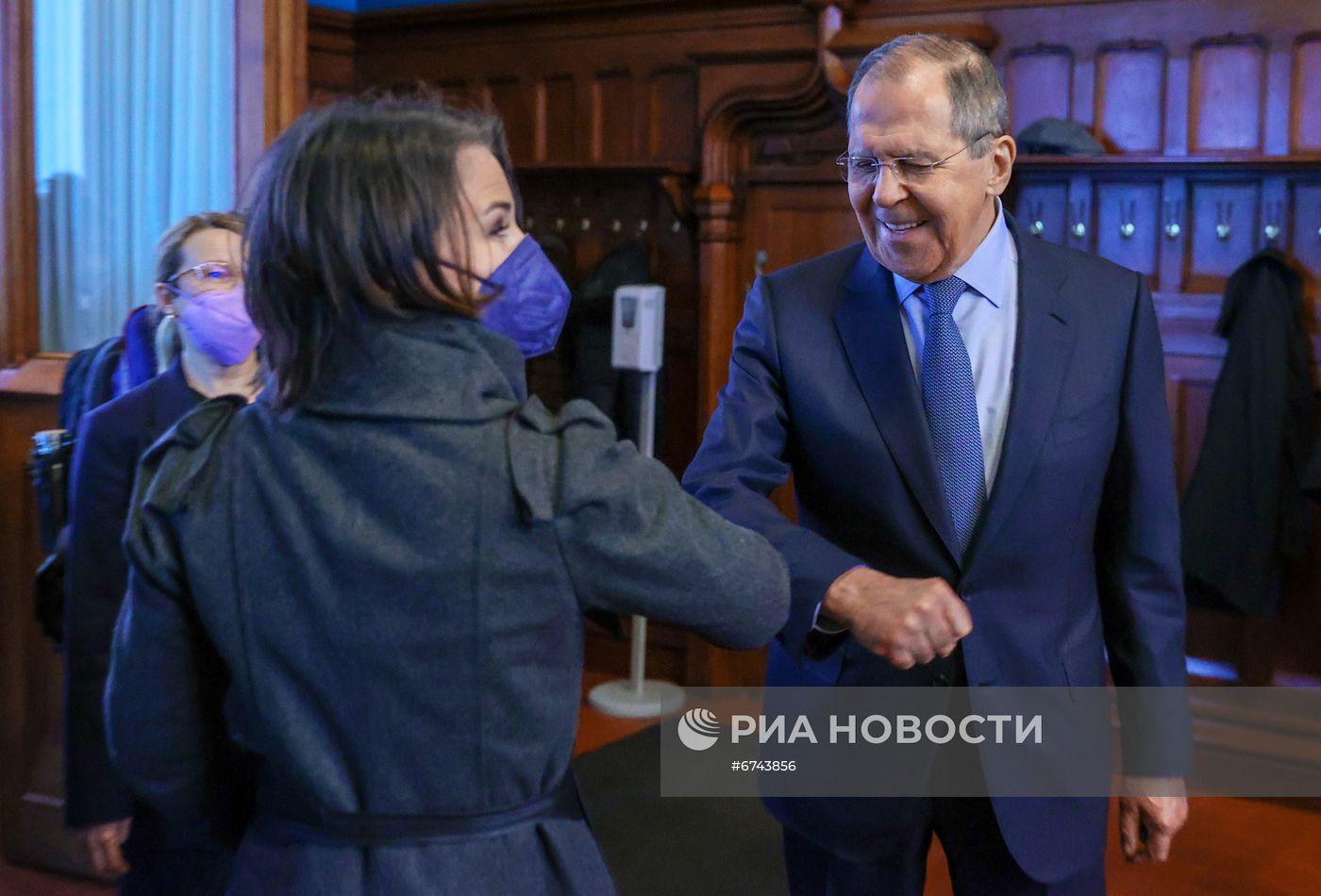 Встреча глав МИД РФ и ФРГ С. Лаврова и А. Бербок