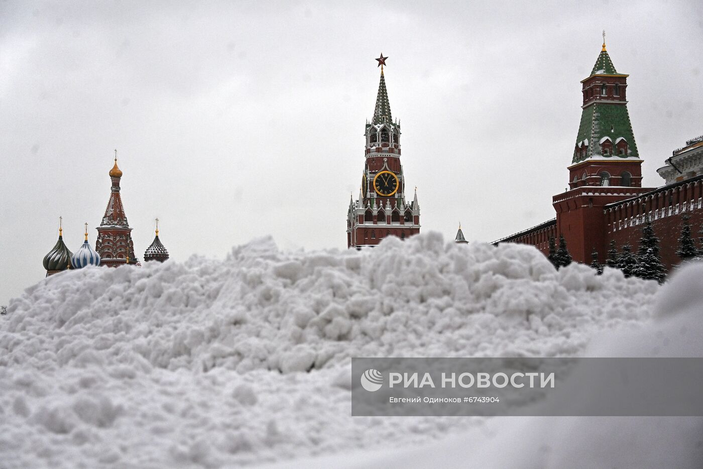 Снегопад в Москве