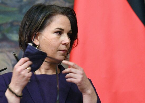 Встреча глав МИД РФ и ФРГ С. Лаврова и А. Бербок