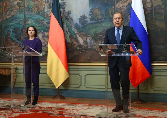 Встреча глав МИД РФ и ФРГ С. Лаврова и А. Бербок