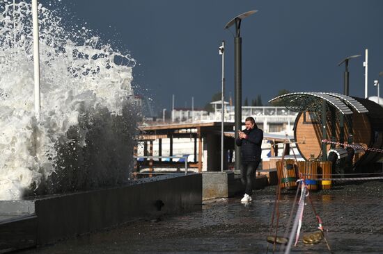 Шторм в Сочи