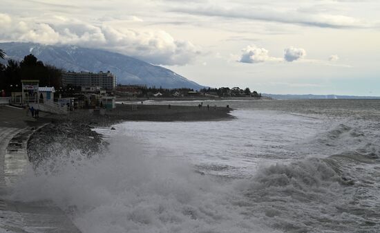 Шторм в Сочи