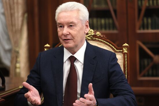 Встреча президента РФ В. Путина с мэром Москвы С. Собяниным