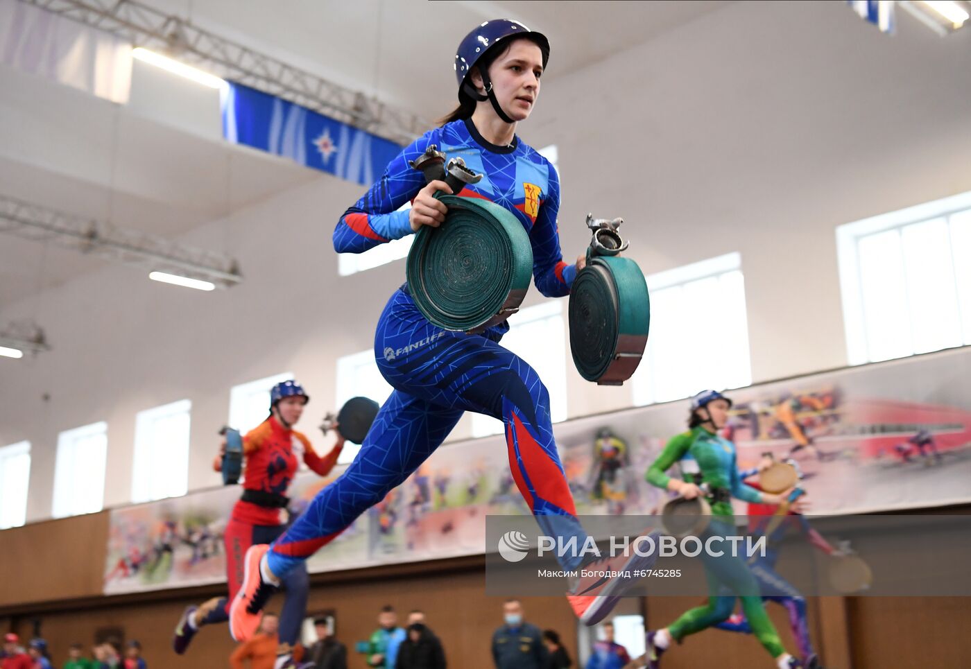 Открытие Всероссийских соревнований по пожарно - спасательному спорту в Казани