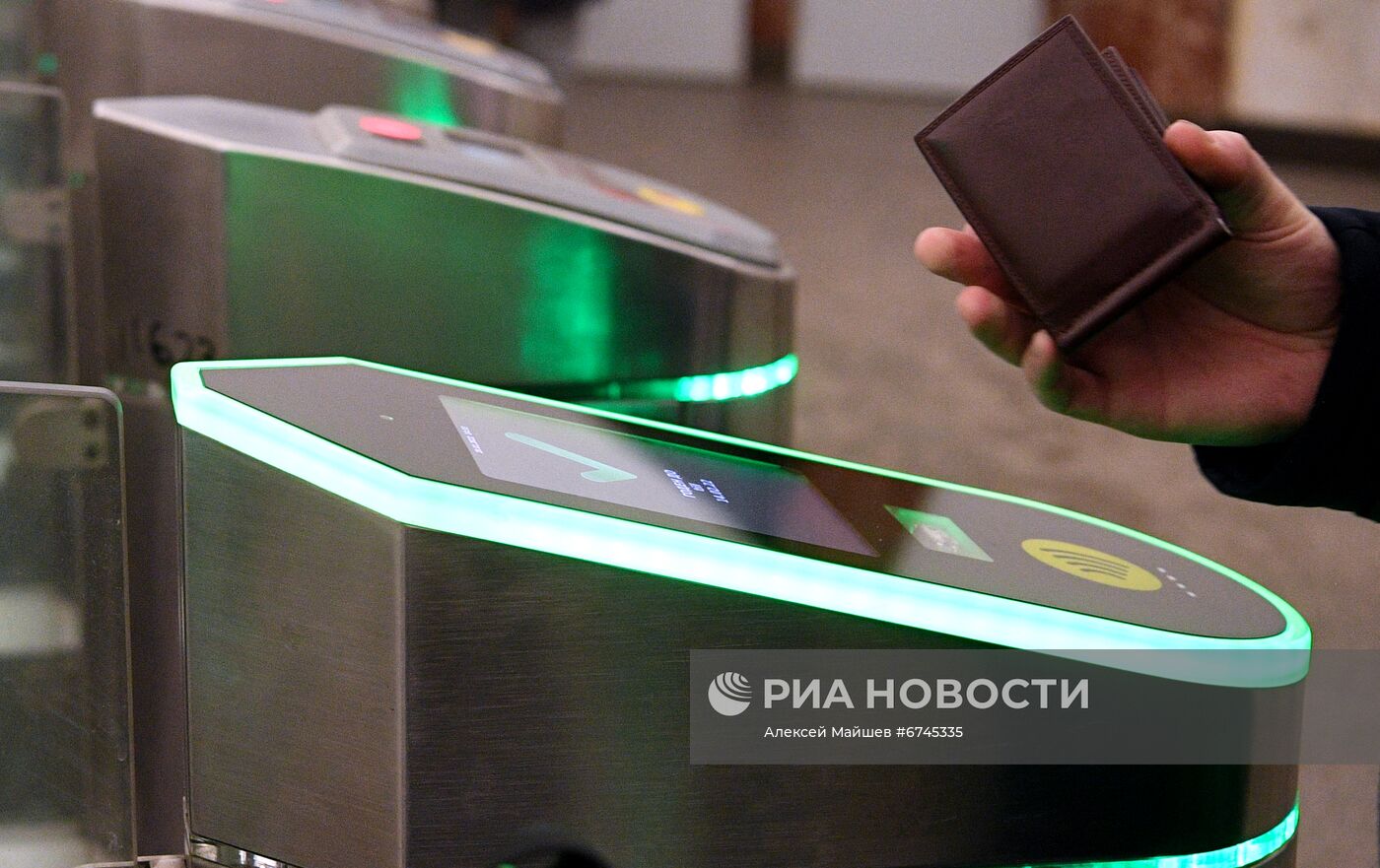 В московском метро начали тестировать новое оборудование для турникетов