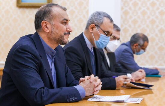 Встреча главы МИД РФ и Ирана С. Лаврова и Х. Абдоллахиана