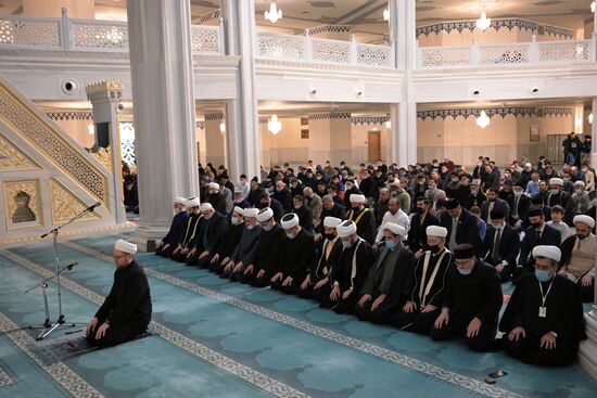 Встреча президента Ирана Э. Раиси с представителями Духовного управления мусульман РФ