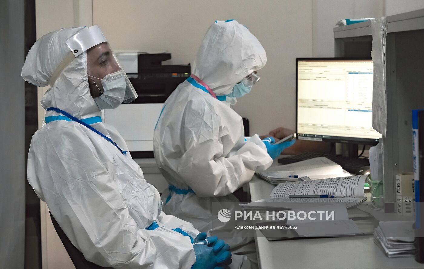 Госпиталь "Ленэкспо" для пациентов с Covid-19 в Санкт-Петербурге