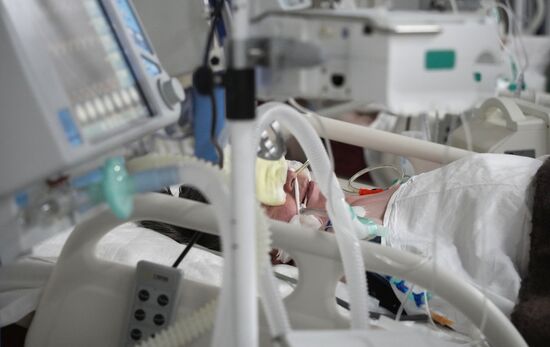 Госпиталь "Ленэкспо" для пациентов с Covid-19 в Санкт-Петербурге