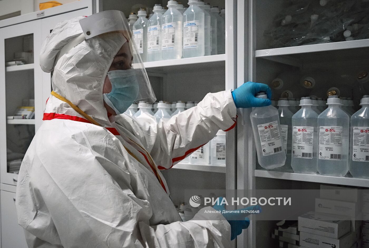 Госпиталь "Ленэкспо" для пациентов с Covid-19 в Санкт-Петербурге