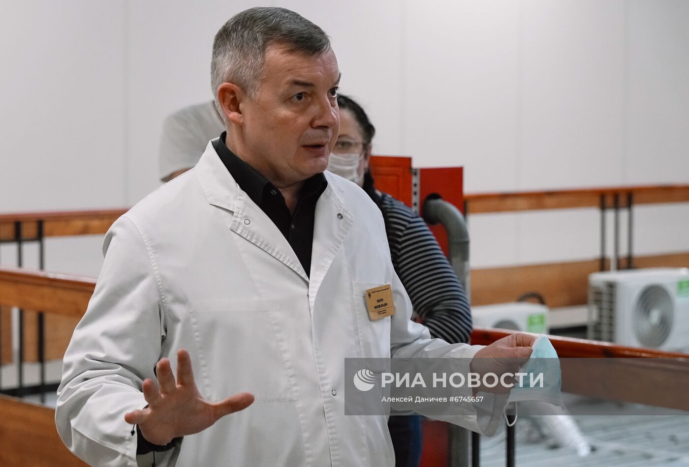 Госпиталь "Ленэкспо" для пациентов с Covid-19 в Санкт-Петербурге