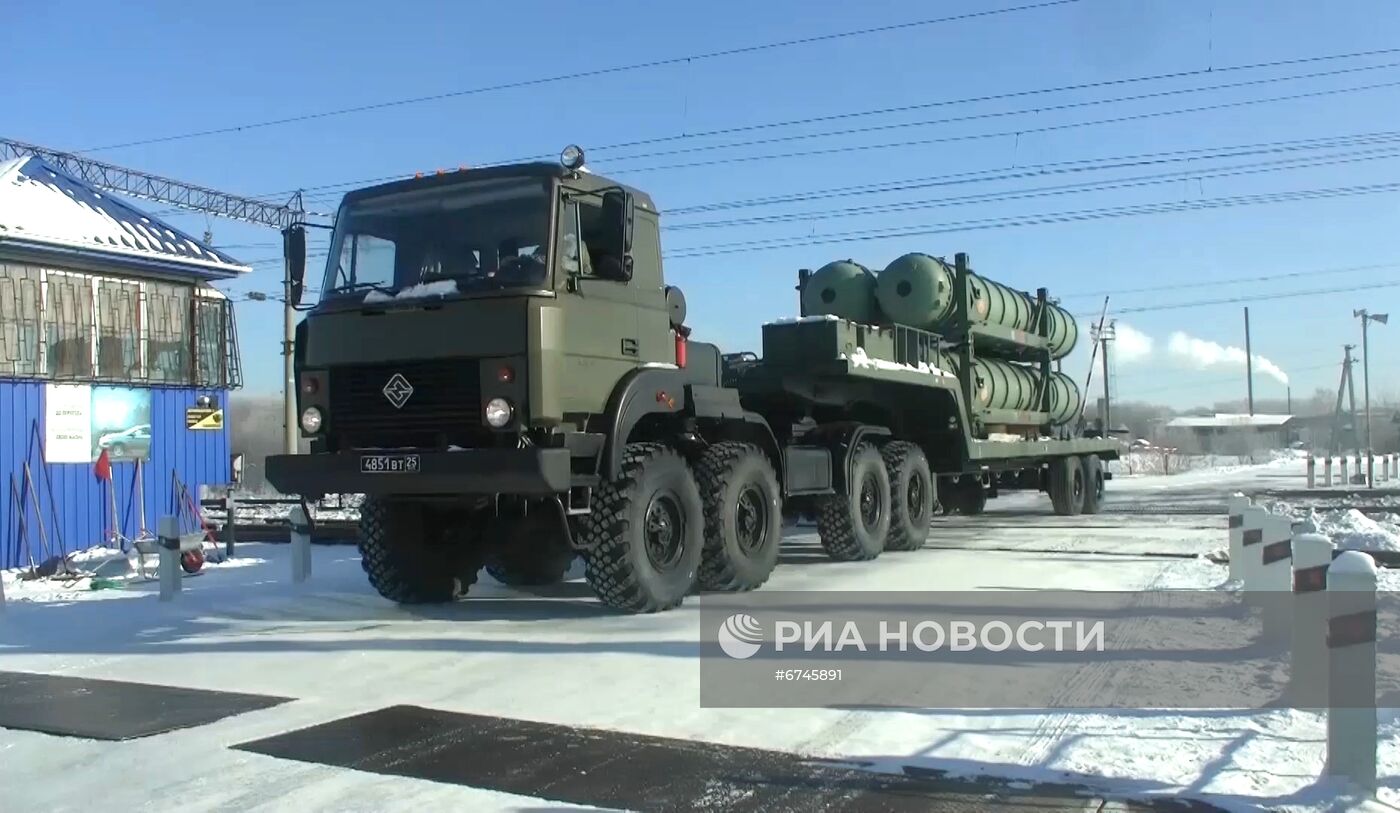 Минобороны России направило два дивизиона С-400 с Дальнего Востока на учения в Белоруссию