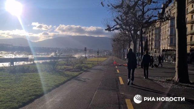 Погода в Женеве необычайно ветреная и холодная