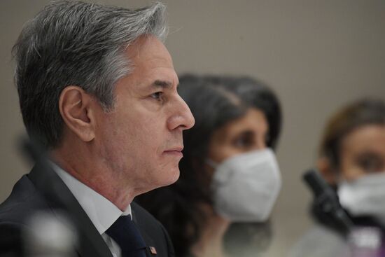 Встреча главы МИД РФ С. Лаврова с госсекретарем США Э. Блинкеном в Женеве