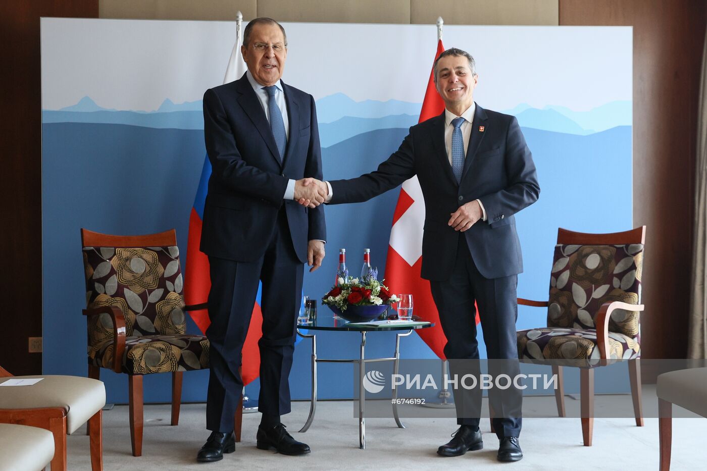 Встреча главы МИД РФ С. Лаврова с президентом Швейцарии И. Кассисом 
