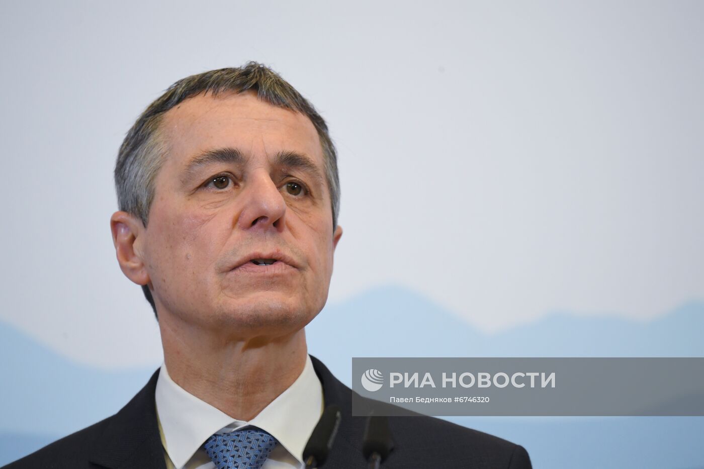 Встреча главы МИД РФ С. Лаврова с президентом Швейцарии И. Кассисом 