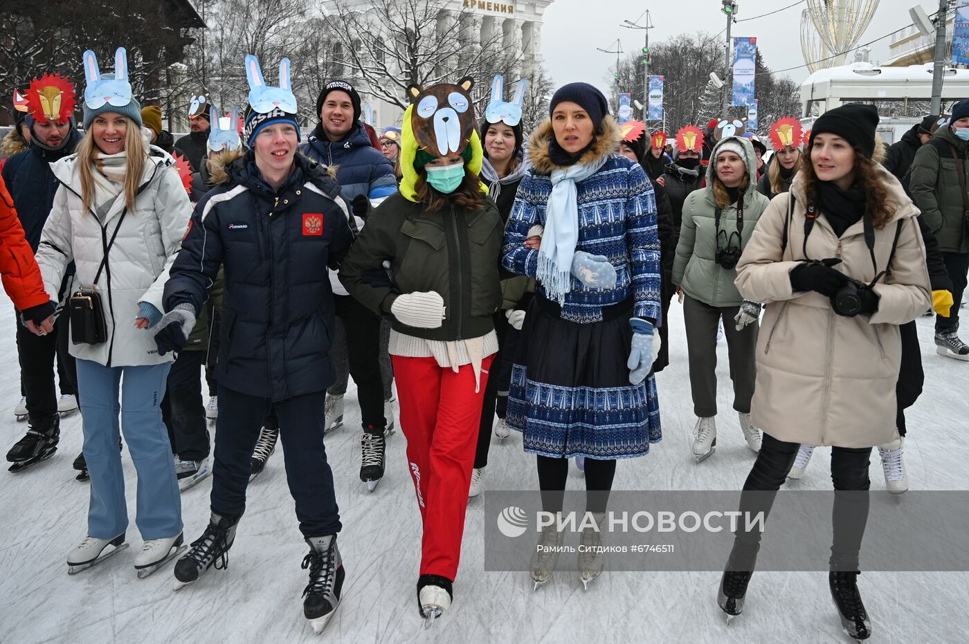 Благотворительный день на катке ВДНХ